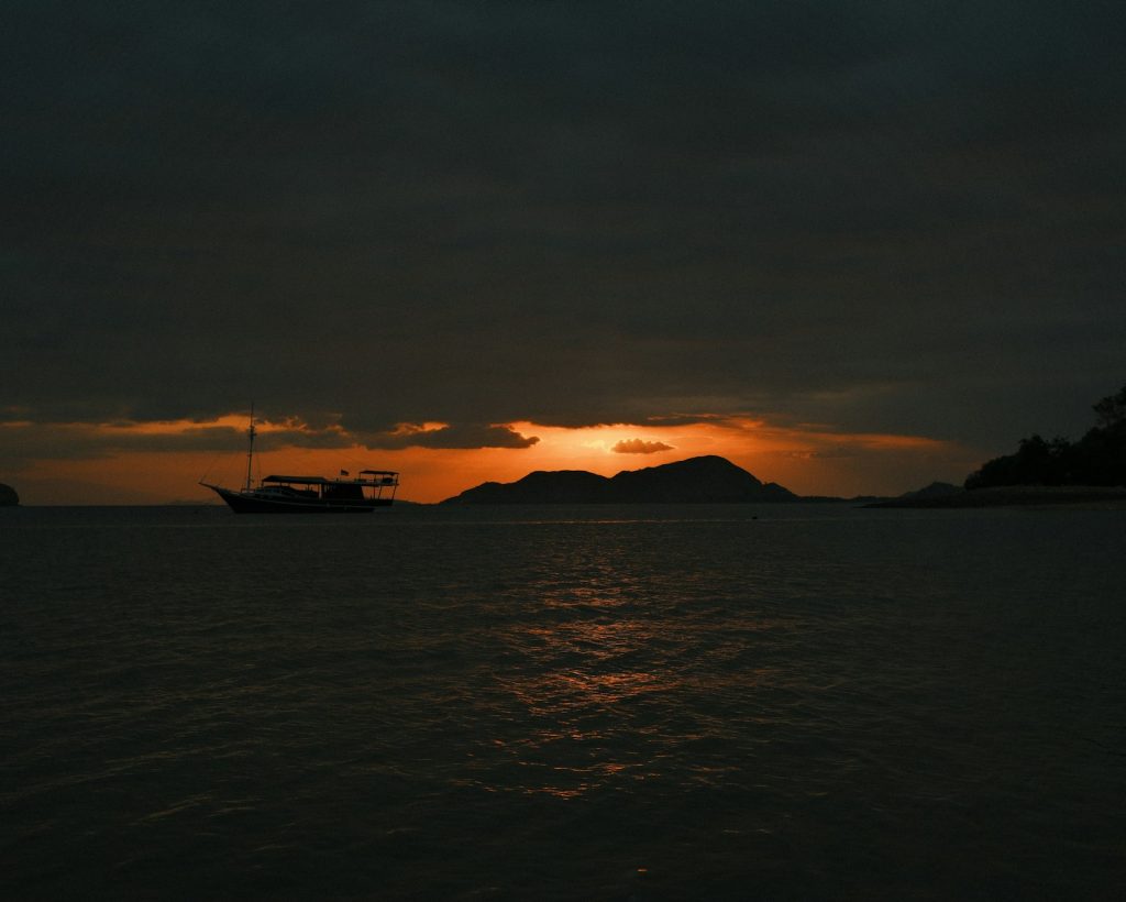 Labuan Bajo Diving: Sites, Trips & How It Works
